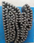 榮達(dá) 節(jié)距25.4 內(nèi)導(dǎo)35片齒形鏈條 石膏機(jī)上用的 長(zhǎng)度 寬度 片數(shù)可定制 榮達(dá) 節(jié)距25.4 內(nèi)導(dǎo)35片齒形鏈條 石膏機(jī)上用的 長(zhǎng)度 寬度 片數(shù)可定制